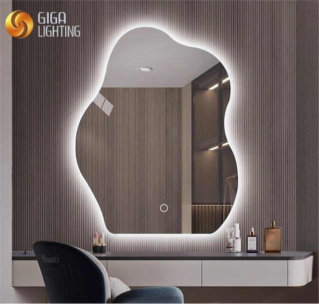 Espejos de baño en forma de CE Espejo inteligente iluminado con luces Espejo de nube creativo Montaje en pared para baño Espejo de maquillaje brillante irregular