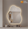 Espejos de baño en forma de CE Espejo inteligente iluminado con luces Espejo de nube creativo Montaje en pared para baño Espejo de maquillaje brillante irregular