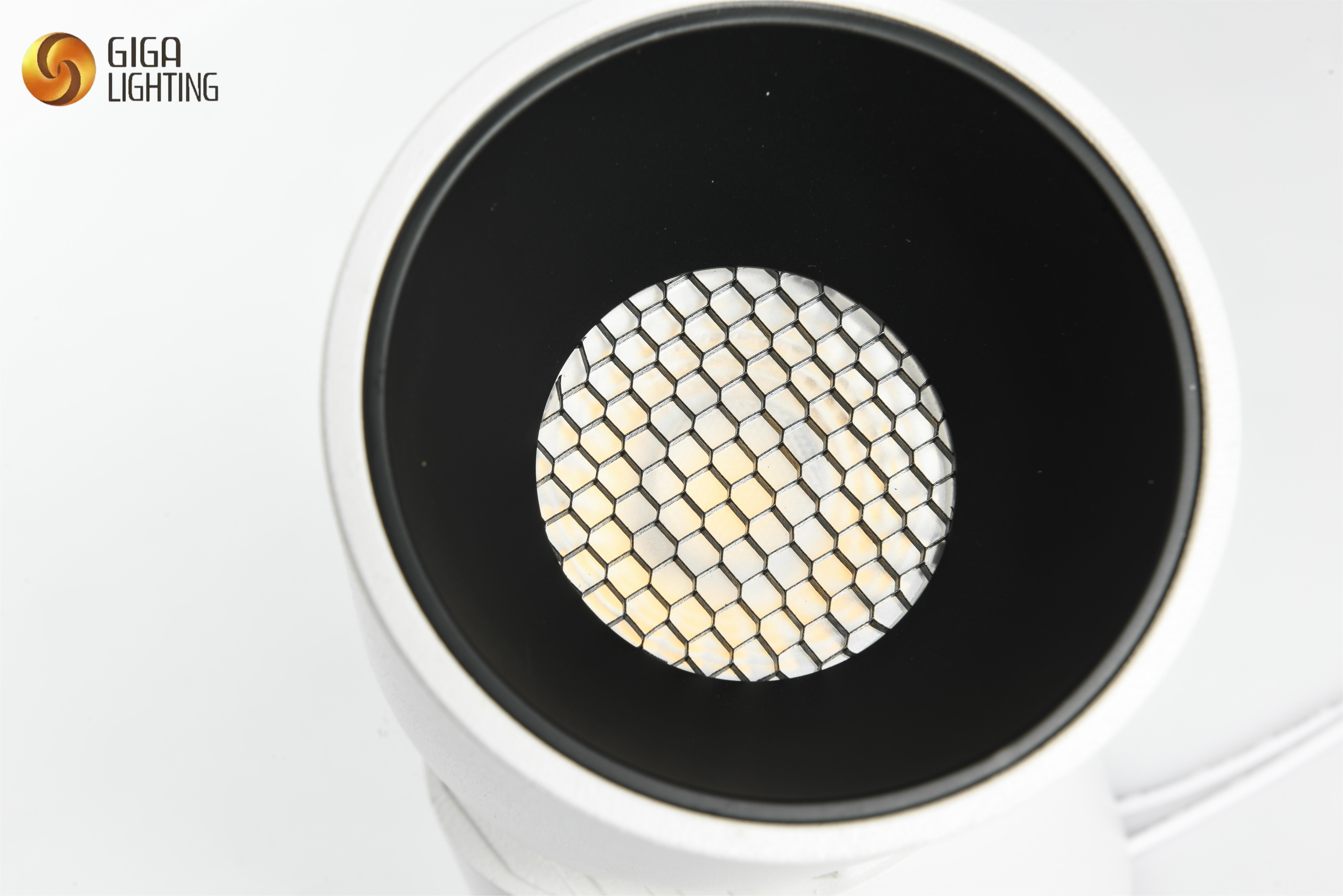 Foco LED ajustable moderno y móvil para The Ul